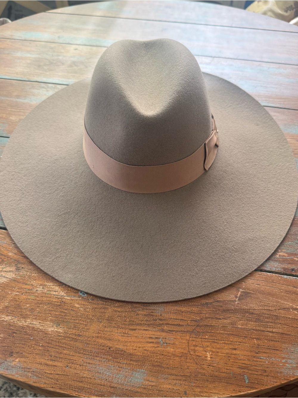 Stetson The Rapture like new Wide Brim Felt Hat in Mushroom Leather Band small
